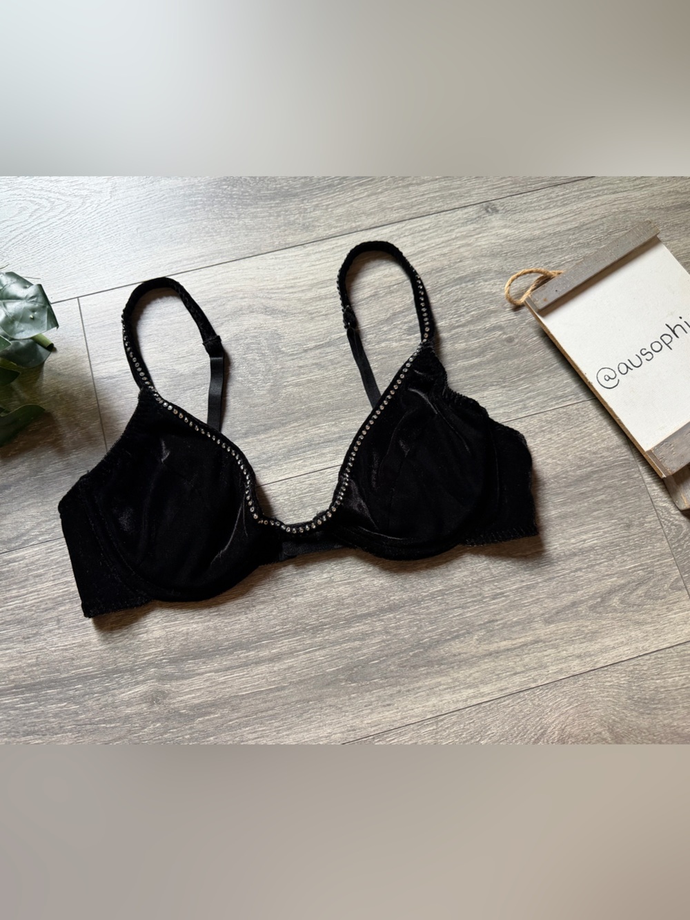 Frederick’s of Hollywood Black Velvet Underwire Bra with Rhinestone Trim 36B